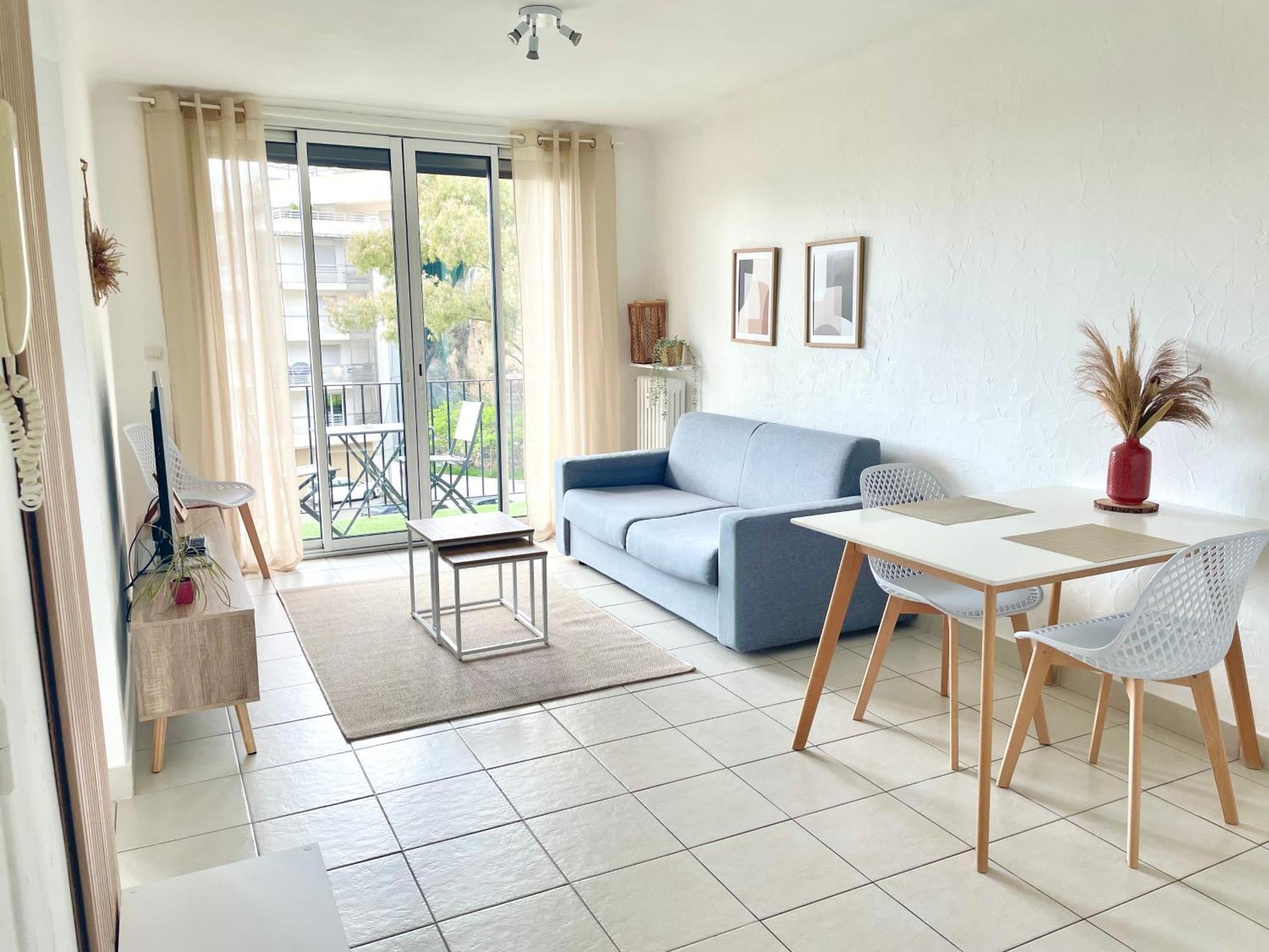 Appartement Cosy, Calme, Centre Ville Saint-Raphael  Ngoại thất bức ảnh